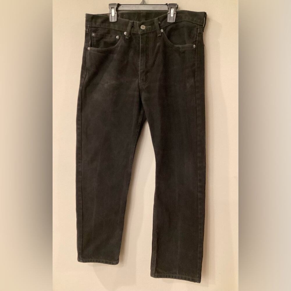 Levi’s Black Jeans in Size 34 x 29.  Preloved.